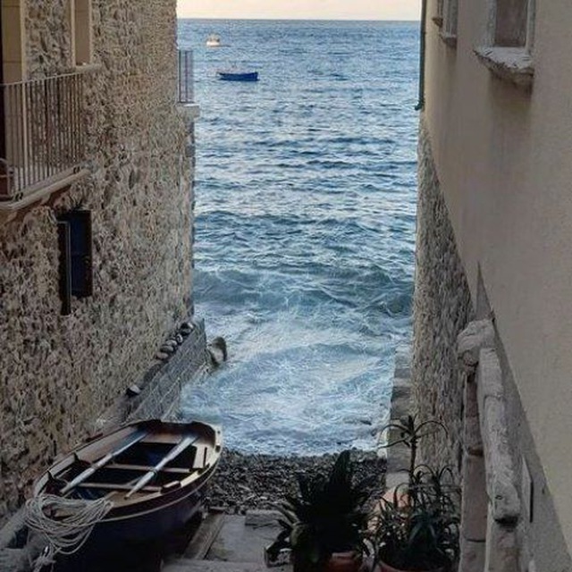 Channel Photo