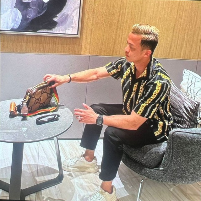 Channel Photo