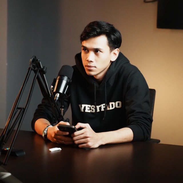 Channel Photo